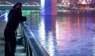 冬季夜钓鲫鱼钓多深 冬季钓大鲫鱼水深多少合适