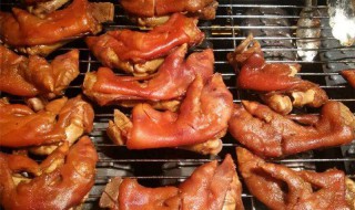 猪蹄烤制方法 如何在家制作烤猪蹄