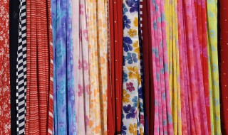 纯棉的和涤纶的面料的衣服哪个好 纯棉和涤纶面料的优缺点
