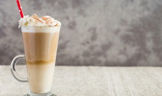 喝奶茶的说说搞笑 喝奶茶的搞笑句子