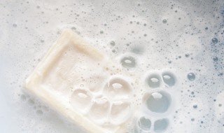 废泡沫如何清洗干净 泡沫怎么清理