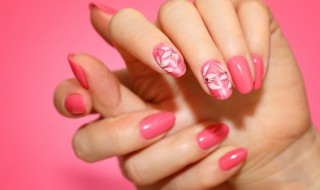 指甲油一直不干软软的是怎么回事 为什么指甲油涂完一直不干