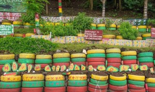 旧轮胎种花怎么做底托 旧轮胎种花如何做底托