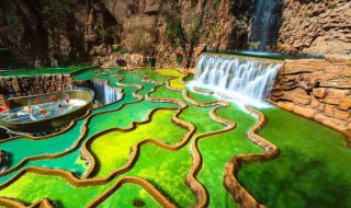 五彩池是怎么形成的 五彩池是如何形成的