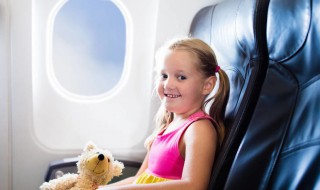 十三岁女孩怎么坐飞机 需要如何证明身份