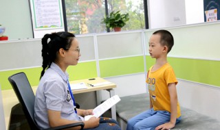 一年级怎样介绍一家五个人工作 从以下三方面介绍