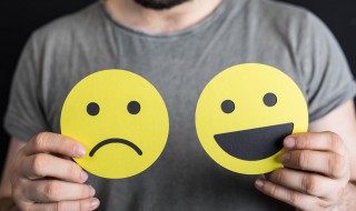 冷漠说说心情短语 表达人心冷漠的句子