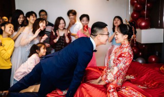 祝福新人结婚的八个字 新婚祝福语