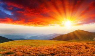 日出的说说心情短语 看日出时的心情短句