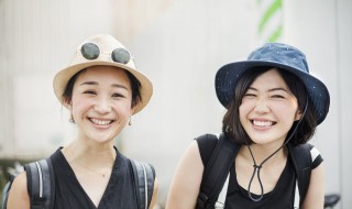 描写笑声多的句子 有哪些描写笑的句子