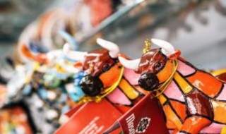 去西班牙旅游带什么礼物好 三个方向任你选择