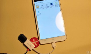 vivo手机开机出现英文字母 vivo开机的时候有英文字母