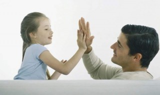 父亲激励女儿的话 关于父亲激励鼓励孩子的话语