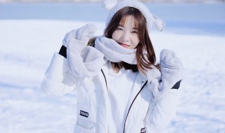 羽绒服弄上油了怎么局部清洗 羽绒服弄上油了怎么局部清洗好呢