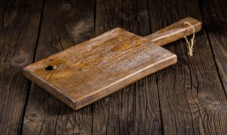 实木菜板怎样清洗才干净 实木菜板清洗技巧