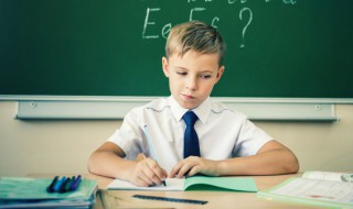 小学生个人简历的100字自我介绍 怎么写小学生自我介绍