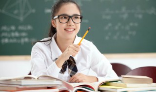 山寺桃花始盛开这首诗的上句是什么 山寺桃花始盛开的前一句