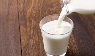 喝牛奶后放屁多是什么原因 为什么喝牛奶后放屁多