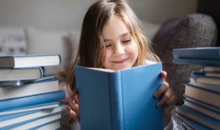 仍怜故乡水的怜是什么意思 仍怜故乡水原文