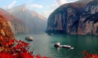 山上遇到泥石流往什么方向跑 山上遇到泥石流逃跑的反向