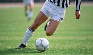 足球基本功训练教程射门 如何射门基本教学