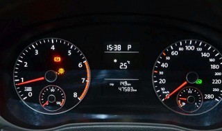 吉利帝豪转速表转向灯不显示是什么原因 你知道吗