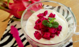 火龙果和酸奶能一起吃吗 酸奶的功效是什么