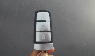 迈腾钥匙换电池怎么拆 迈腾B7L钥匙更换电池教程