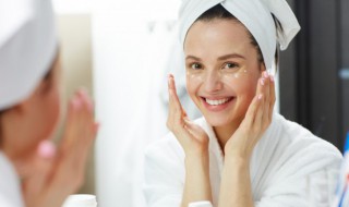 精华乳的正确使用方法 精华乳跟乳液什么区别?