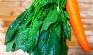 菠菜和胡萝卜可以一起吃吗 菠菜和胡萝卜能一起吃
