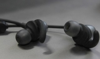 有线蓝牙耳机怎么用 有线蓝牙耳机如何使用