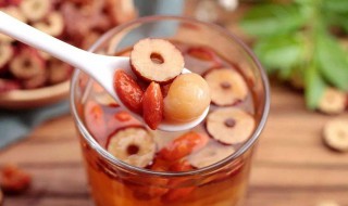 大枣煮水的功效与作用 大枣煮水的功效与作用介绍