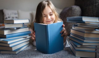 弄石临溪坐中的弄是什么意思 弄石临溪坐中原文介绍