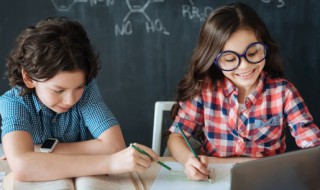 纯朴和淳朴的用法有什么不同 纯朴和淳朴的意思