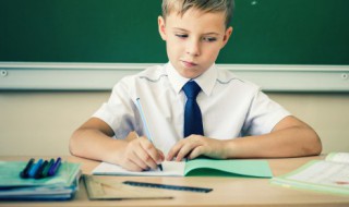 如果骄傲没被现实大海冷冷拍下作文 如果骄傲没被现实大海冷冷拍下作文范文