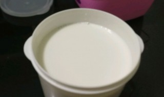 老酸奶里面的水是什么 老酸奶的水是什么