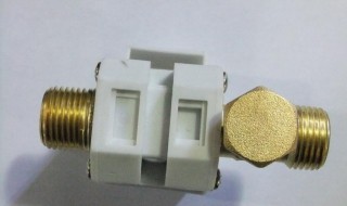 太阳能电磁阀漏水怎么解决 维修师傅的几个建议