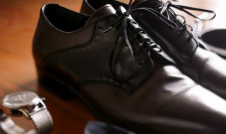 皮鞋鞋油的使用方法 如何使用鞋油