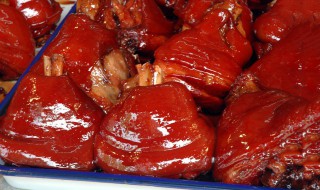 红烧猪蹄最简单的做法 红烧猪蹄最简单的做法步骤