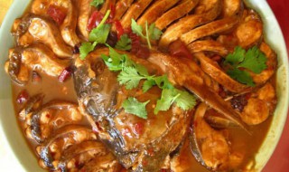 炖白鲢鱼的做法 炖白鲢鱼怎么做