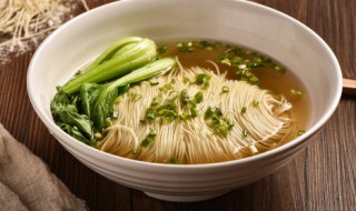 热汤黄面条怎么做好吃 怎么做热汤黄面条