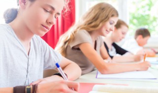 秋天悄悄来了初一作文 秋天悄悄来了作文范文