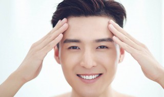 男士晚上怎么护肤 了解这几点帮你改善皮肤