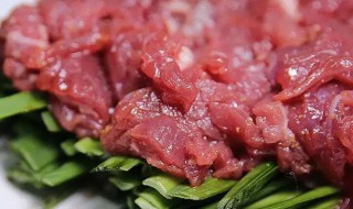 牛肉炒韭菜的功效 牛肉炒韭菜的功效有哪些