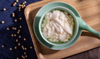 点豆花或做豆腐时需要加入少量什么 做豆腐时需要加入的东西