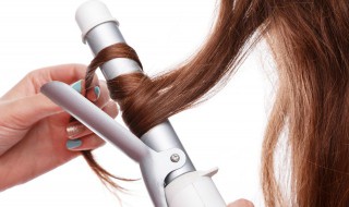 进门来苍头秀士出户去白面书生是什么意思 进门来苍头秀士出户去白面书生的含义