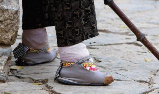 缠足起源于哪个朝代 缠足的起源介绍