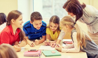 日月盈昃辰宿列张里的张是什么意思 日月盈昃辰宿列张的出处