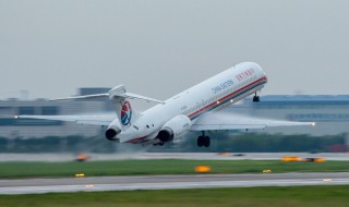 飞机的速度到多少才超速 飞机一般飞多快