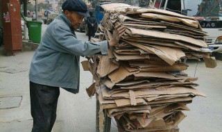 收废品怎么样起步 废品老板说出实情